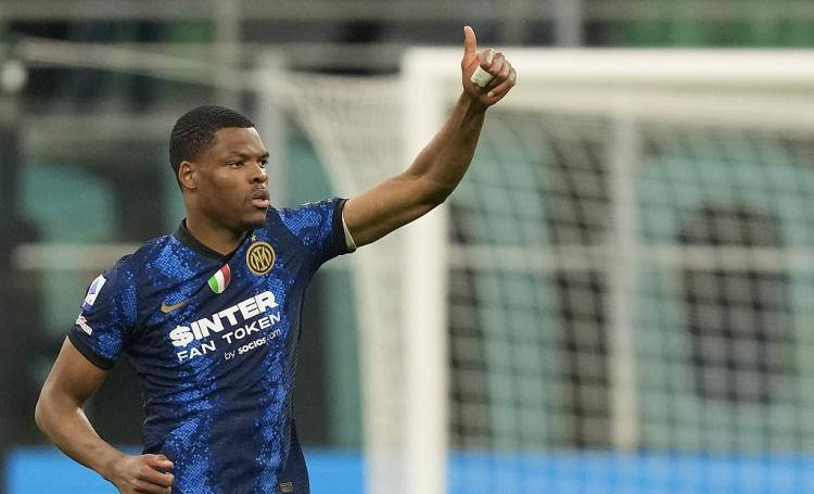 包含今晨意甲传出新动向；AC米兰单刀错失；管理层表态：态度坚定；赛季目标并未改变的词条-mk网站